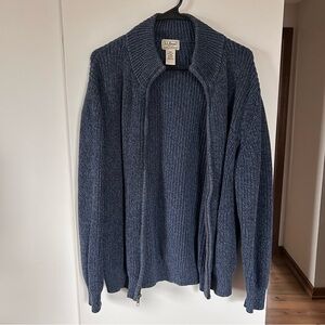 Vintage L.L. Bean Men's Zip-Up Sweater in Navy
